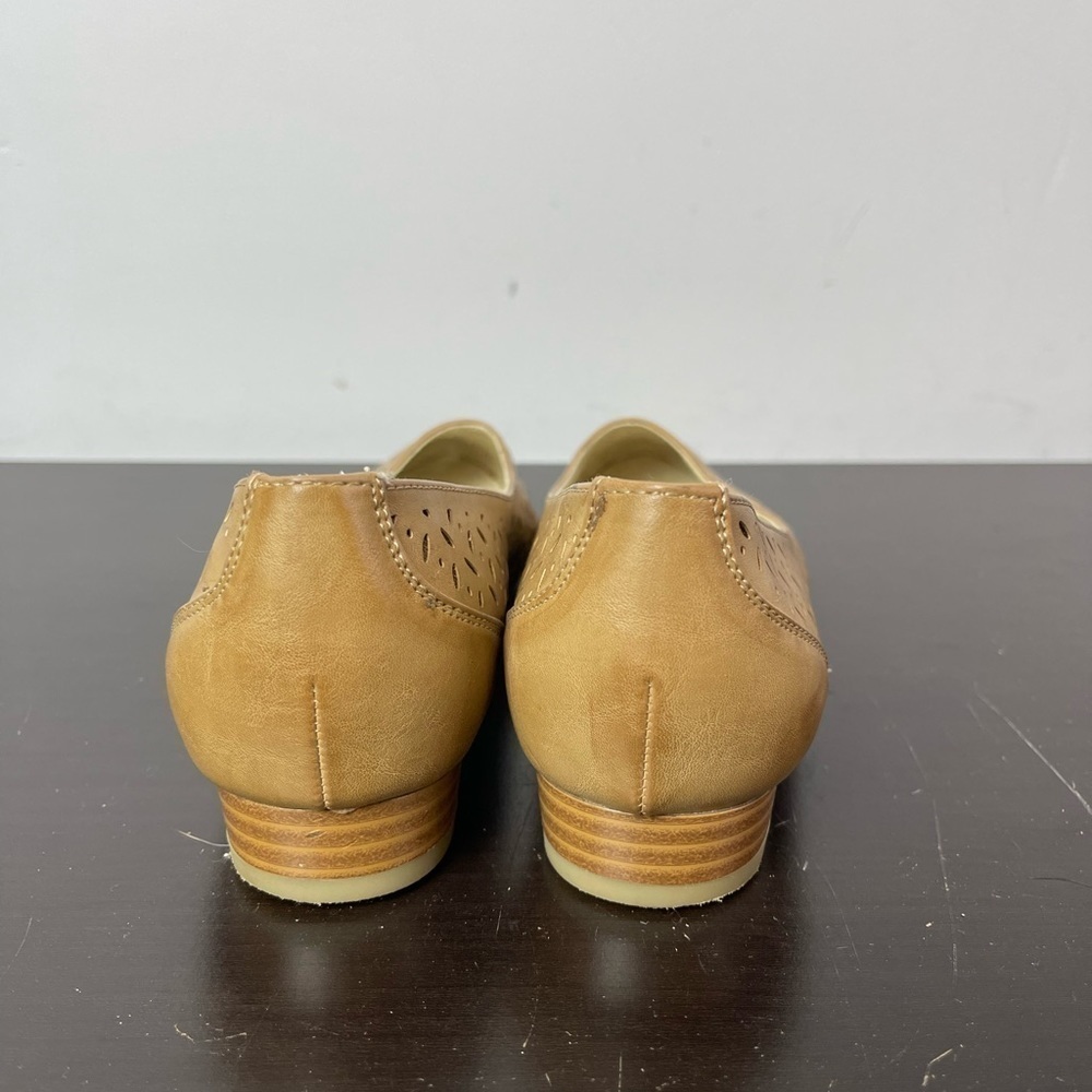 Andrew Geller Tan Perforated Ballet Flats - Picture 4 of 6